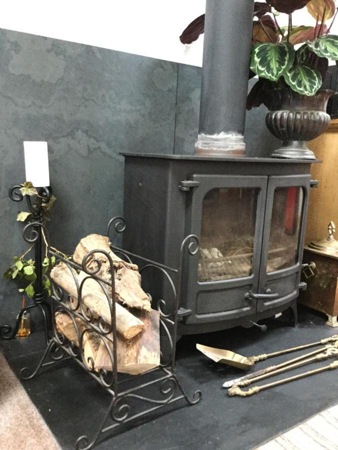 Auld Skuil Hotel Ashkirk Екстериор снимка